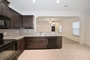 5921 Comanche Peak Dr, Fort Worth, TX 76179 - Photo 7