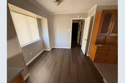 301 Lakewood Drive, DeSoto, TX 75115 - Photo 9