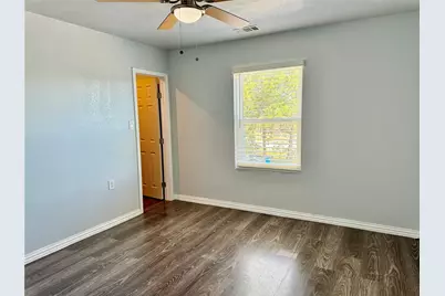 2618 Creekview Drive, Granbury, TX 76048 - Photo 15