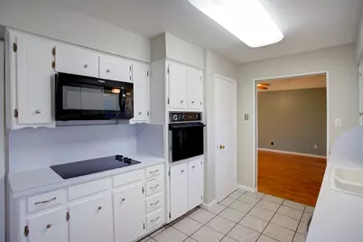 6470 Westrock Drive, Fort Worth, TX 76133 - Photo 9