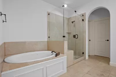 5801 Hillcrest Avenue #03, University Park, TX 75205 - Photo 9