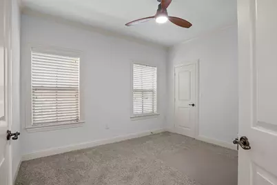 5801 Hillcrest Avenue #03, University Park, TX 75205 - Photo 11