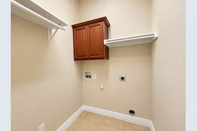 1572 Barksdale Drive, Lewisville, TX 75077 - Photo 5
