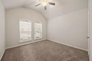 3909 Brook Wood Dr, McKinney, TX 75071 - Photo 7