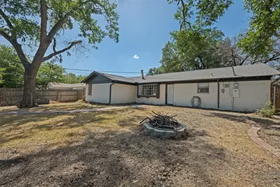 5601 Westcreek Drive, Fort Worth, TX 76133 - Photo 17