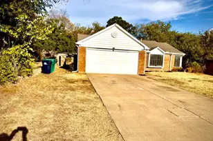 304 Mack Dr, Denton, TX 76209 - Photo 3