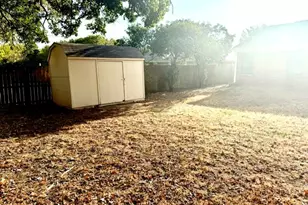 304 Mack Dr, Denton, TX 76209 - Photo 23