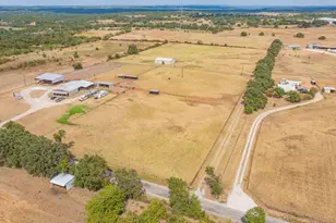 7829 Co Rd 176, Stephenville, TX 76401 - Photo 3