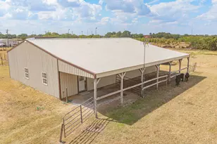 7829 Co Rd 176, Stephenville, TX 76401 - Photo 5