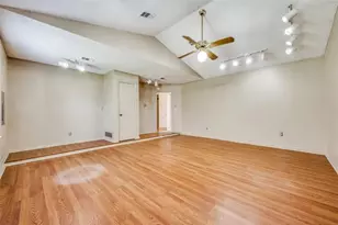 304 Mack Dr, Denton, TX 76209 - Photo 7