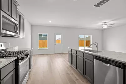 9716 Teton Vista Drive, Fort Worth, TX 76140 - Photo 5