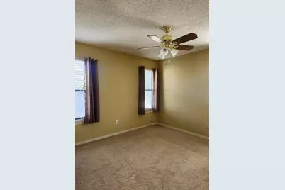 2107 Rose Cliff Lane, Carrollton, TX 75007 - Photo 25