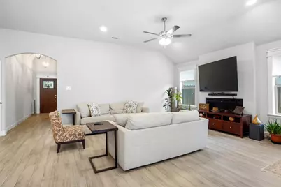 952 Sam Street, Springtown, TX 76082 - Photo 9