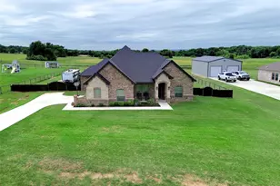 1027 Hope Ct, Boyd, TX 76023 - Photo 25