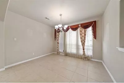 100 Liones Lane, Lewisville, TX 75056 - Photo 5