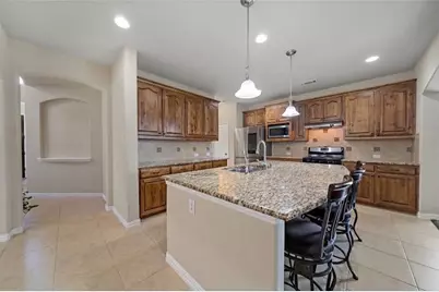 100 Liones Lane, Lewisville, TX 75056 - Photo 7