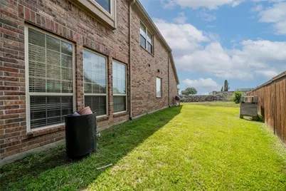 100 Liones Lane, Lewisville, TX 75056 - Photo 19