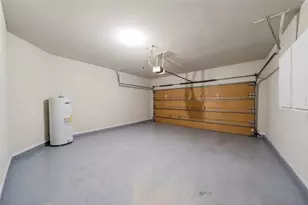 100 Liones Ln, Lewisville, TX 75056 - Photo 15