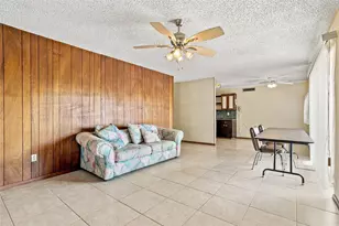 5434 Laredo Ln, Garland, TX 75043 - Photo 9