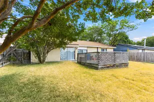 5434 Laredo Ln, Garland, TX 75043 - Photo 37