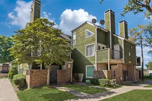 9807 Walnut St, Dallas, TX 75243 - Photo 13