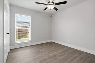 4218 Hummingbird Dr, Sherman, TX 75092 - Photo 9