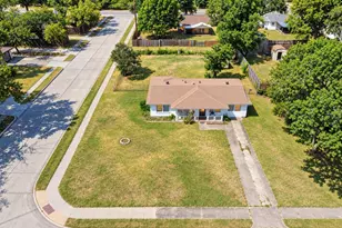 2921 Charles Dr, Garland, TX 75041 - Photo 1