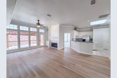 8703 Stonecrest Drive, Irving, TX 75063 - Photo 3