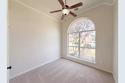 8703 Stonecrest Drive, Irving, TX 75063 - Photo 15