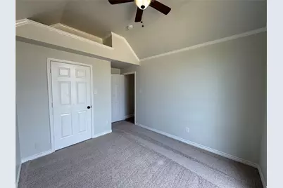 8703 Stonecrest Drive, Irving, TX 75063 - Photo 17