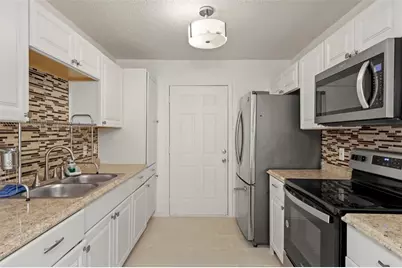 2444 Chinkapin Way, Dallas, TX 75212 - Photo 9