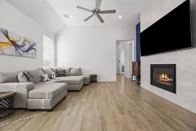 4709 Kings Garden Parkway, Arlington, TX 76005 - Photo 9