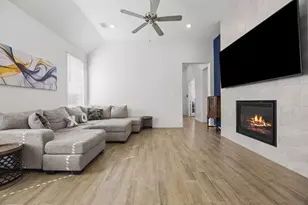 4709 Kings Garden Pkwy, Arlington, TX 76005 - Photo 9