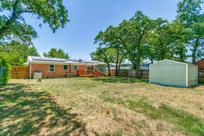 748 Oak Drive, Hurst, TX 76053 - Photo 3