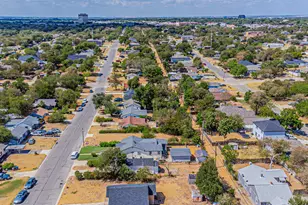 5406 Houghton Ave, Fort Worth, TX 76107 - Photo 17