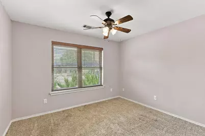 108 Chisolm Trail Court, Springtown, TX 76082 - Photo 9