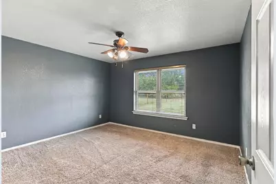 108 Chisolm Trail Court, Springtown, TX 76082 - Photo 19