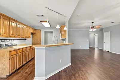 108 Chisolm Trail Court, Springtown, TX 76082 - Photo 15