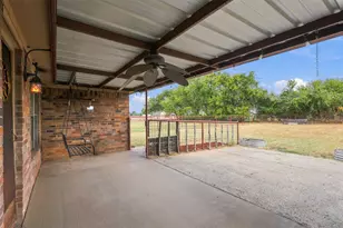 108 Chisolm Trail Ct, Springtown, TX 76082 - Photo 25
