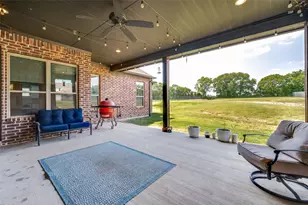 650 Cypress Point Dr, Gunter, TX 75058 - Photo 23