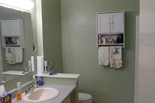 2107 Bordeaux Dr, Carrollton, TX 75007 - Photo 13