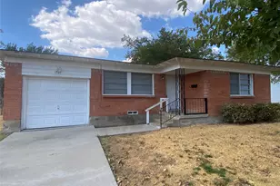 1701 Longview St, Mesquite, TX 75149 - Photo 1