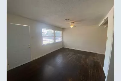 1701 Longview Street, Mesquite, TX 75149 - Photo 3