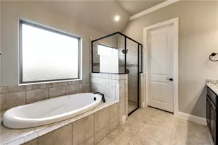 3100 Main St, Granbury, TX 76049 - Photo 11