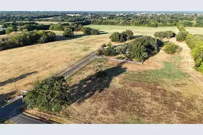 177 County Road 3341 N, Sulphur Springs, TX 75482 - Photo 29