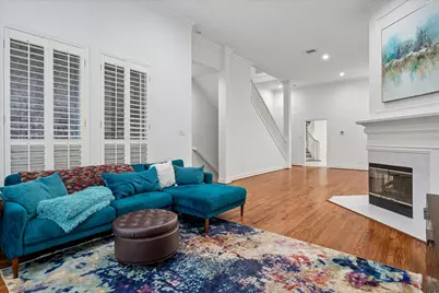 2916 Thomas Avenue, Dallas, TX 75204 - Photo 3