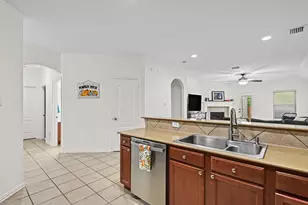 8108 Ruse Springs Ln, Fort Worth, TX 76131 - Photo 5
