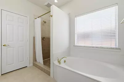 1021 Dartmouth Drive, Lewisville, TX 75067 - Photo 21