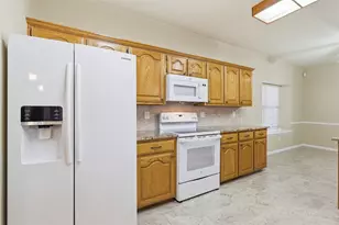 1021 Dartmouth Dr, Lewisville, TX 75067 - Photo 15
