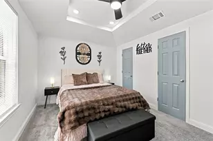 900 N Grand Ave, Waxahachie, TX 75165 - Photo 17